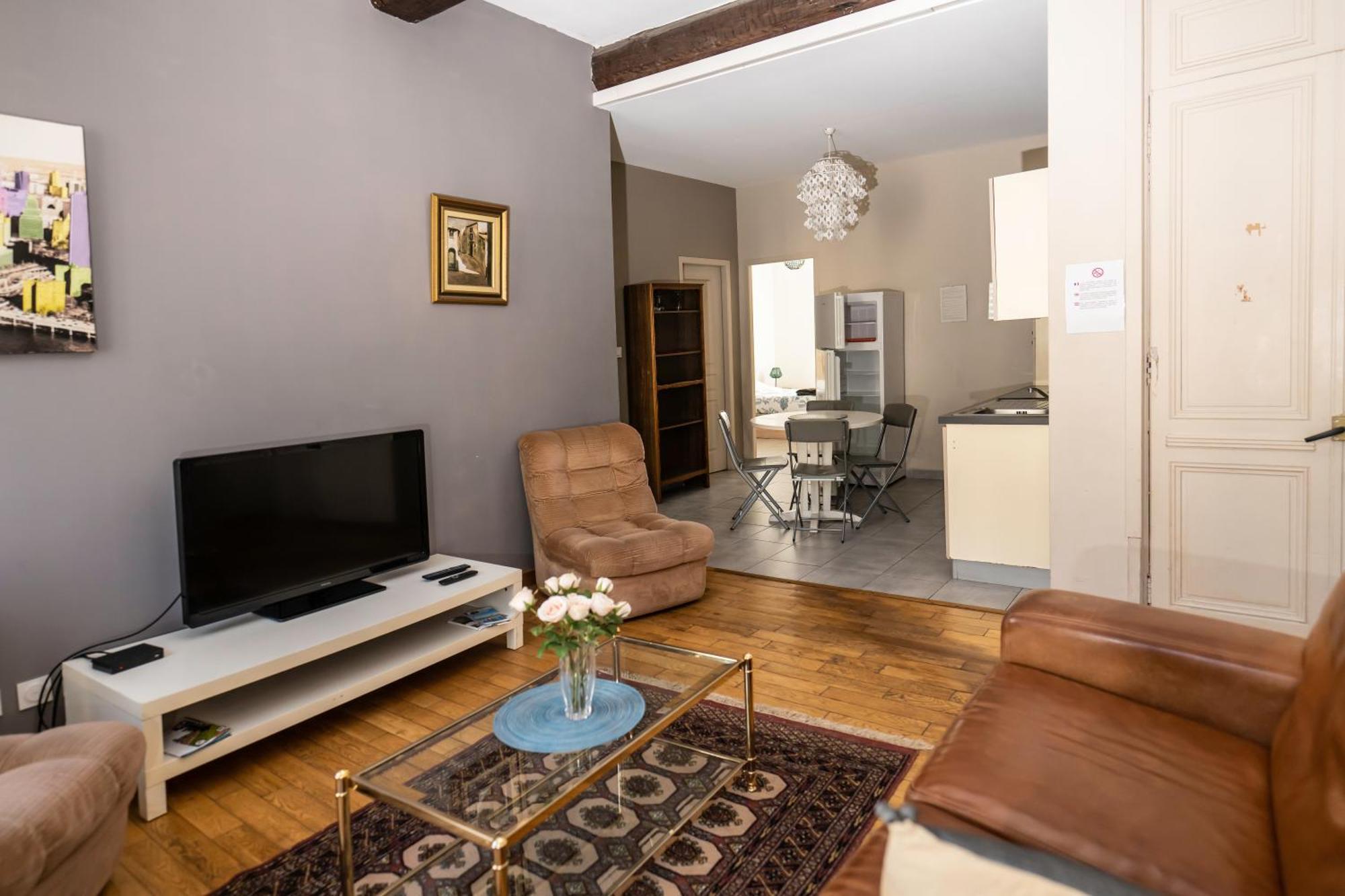 "Air D'Antan"-Meuble De Tourisme 3 Etoiles -Residence "Les Logis De Beziers"-Garage Optionnel-Coeur De Ville-Plages A 16Km ! المظهر الخارجي الصورة